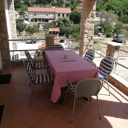 Apartament Natali Jelsa (Hvar)